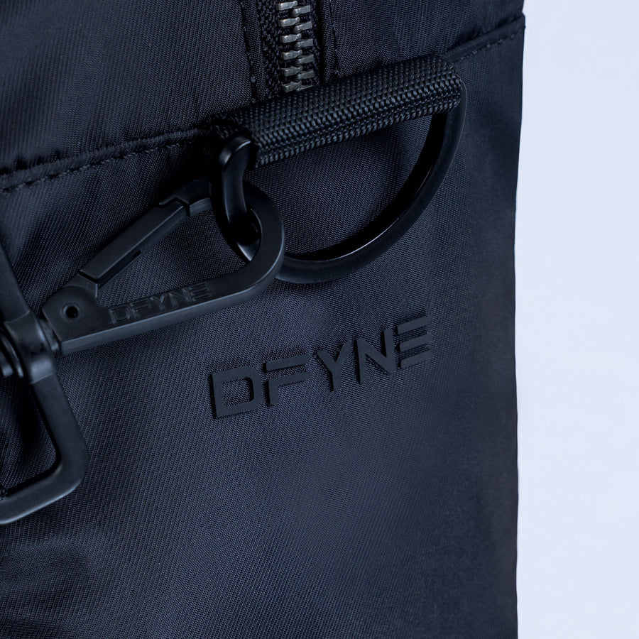 Mini duffle bag front zipper with round pull and logo patch