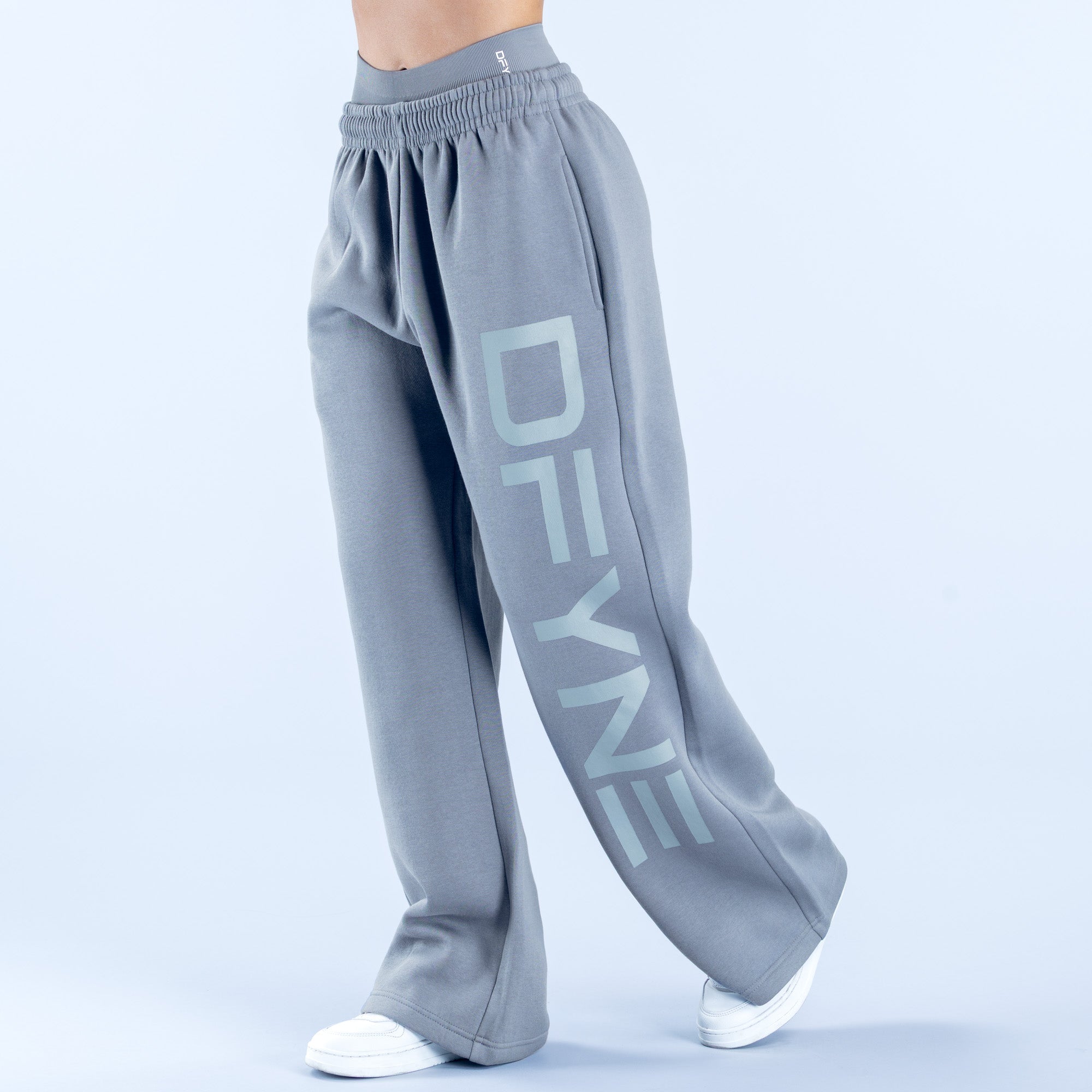 Signature Wide Leg Jogger – DFYNE US