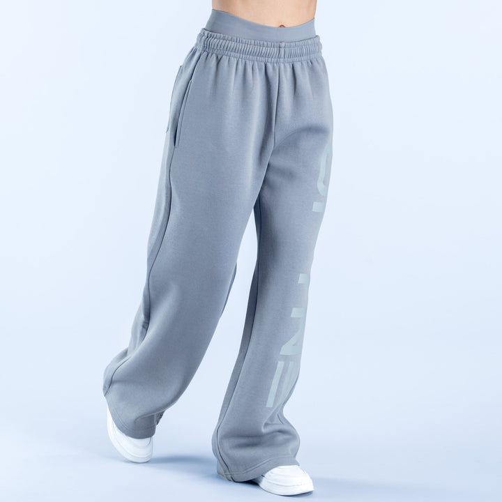 Signature Wide Leg Jogger