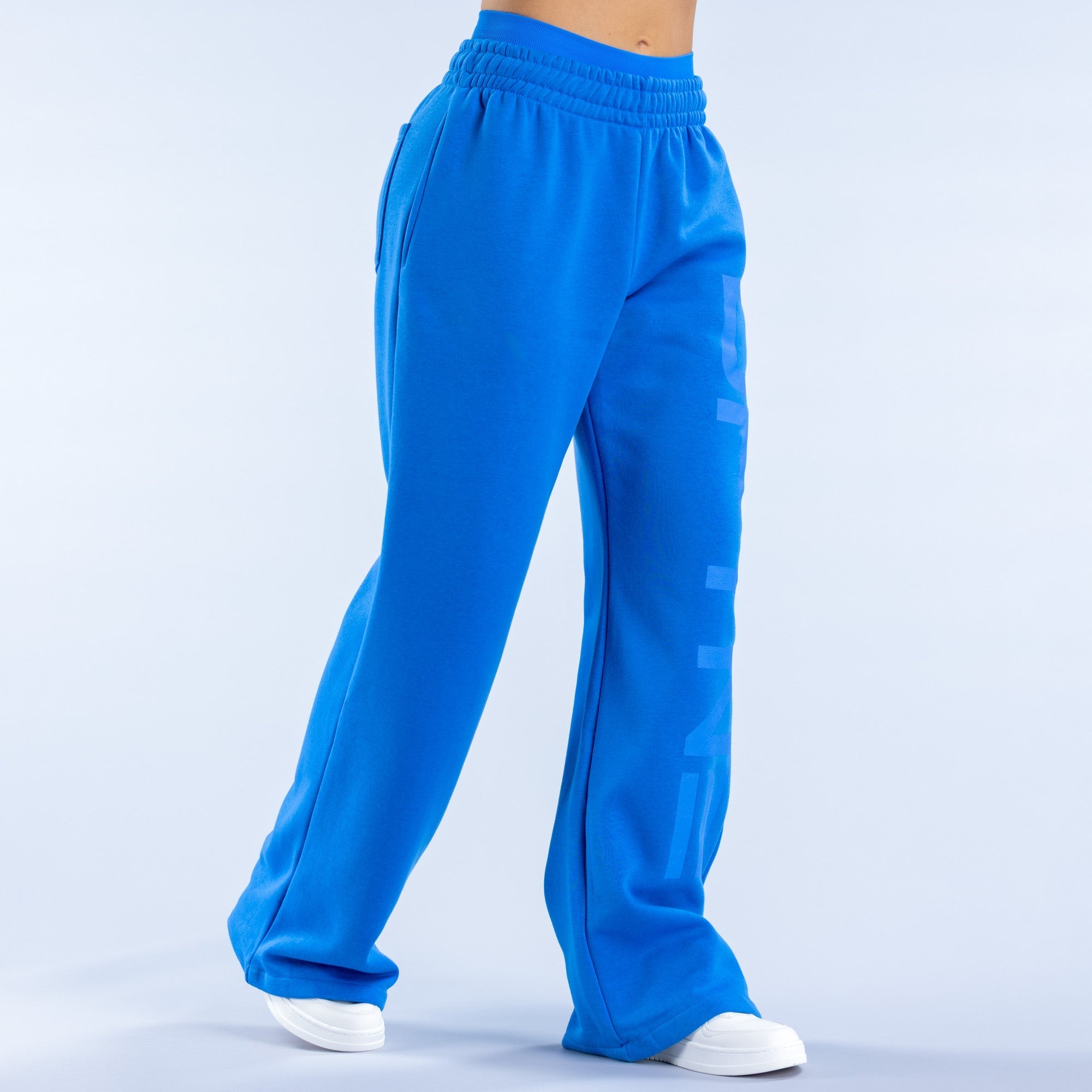 Signature Wide Leg Jogger – DFYNE US
