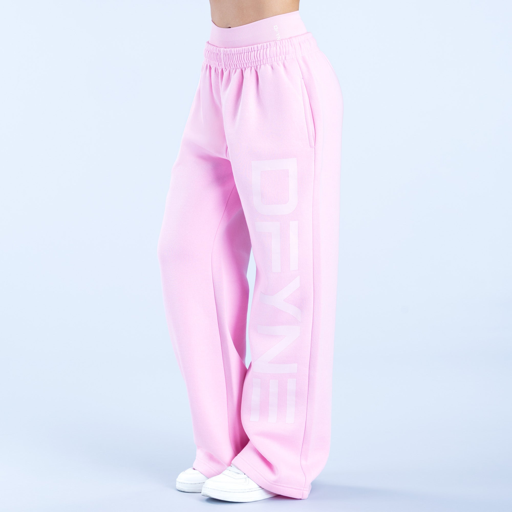 Signature Wide Leg Jogger – DFYNE US