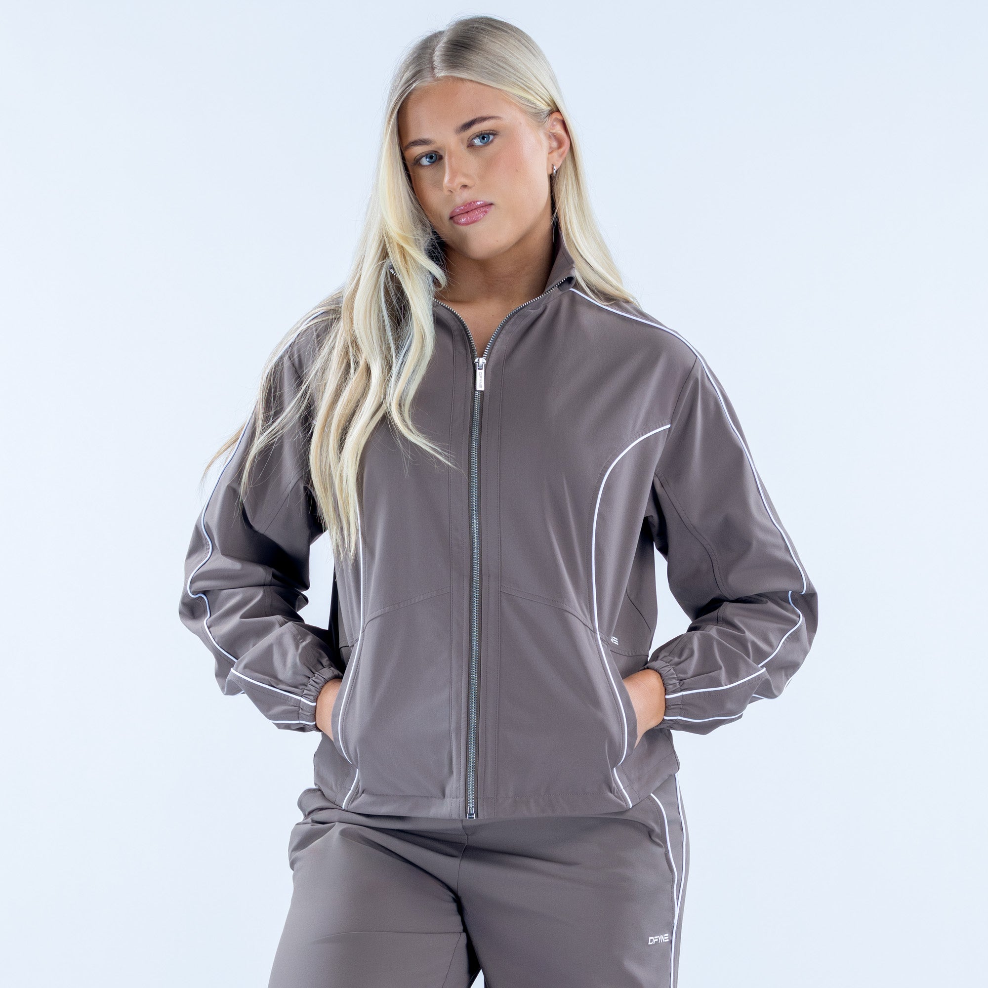 Signature Revive Signature Track Jacket – DFYNE US