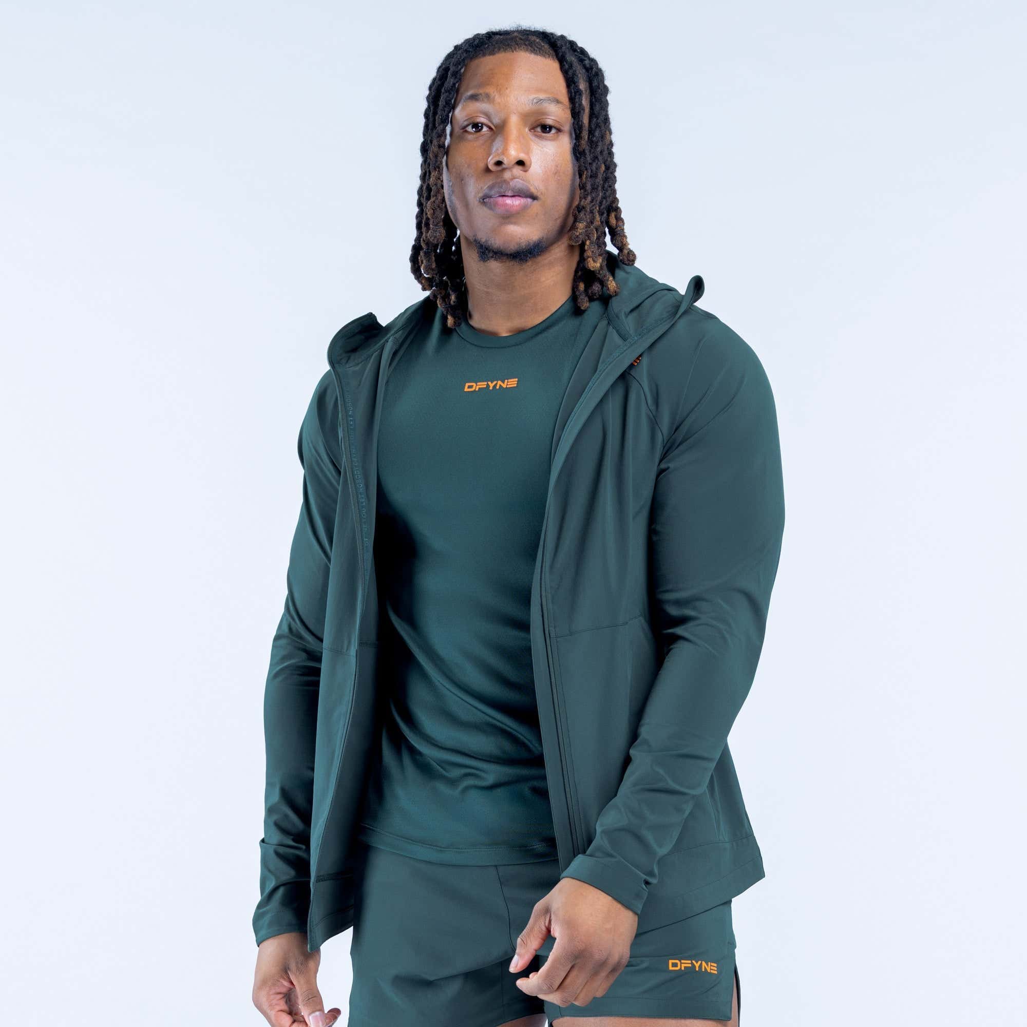 Unbound Quarter Zip – DFYNE US