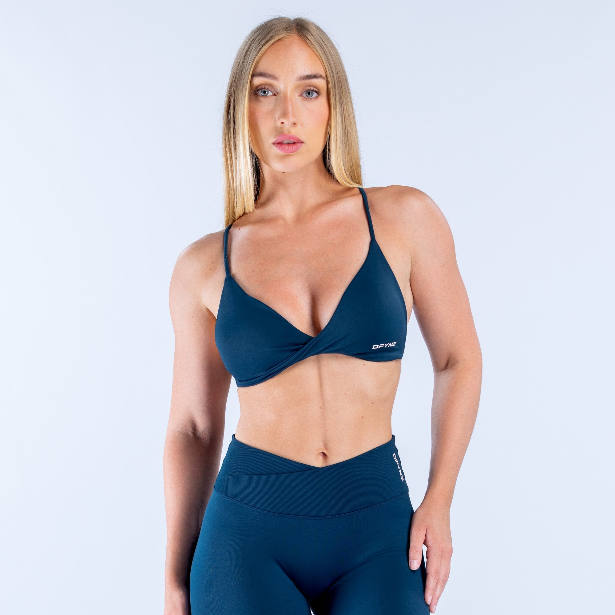 Vision Twist Front Sports Bra – DFYNE US